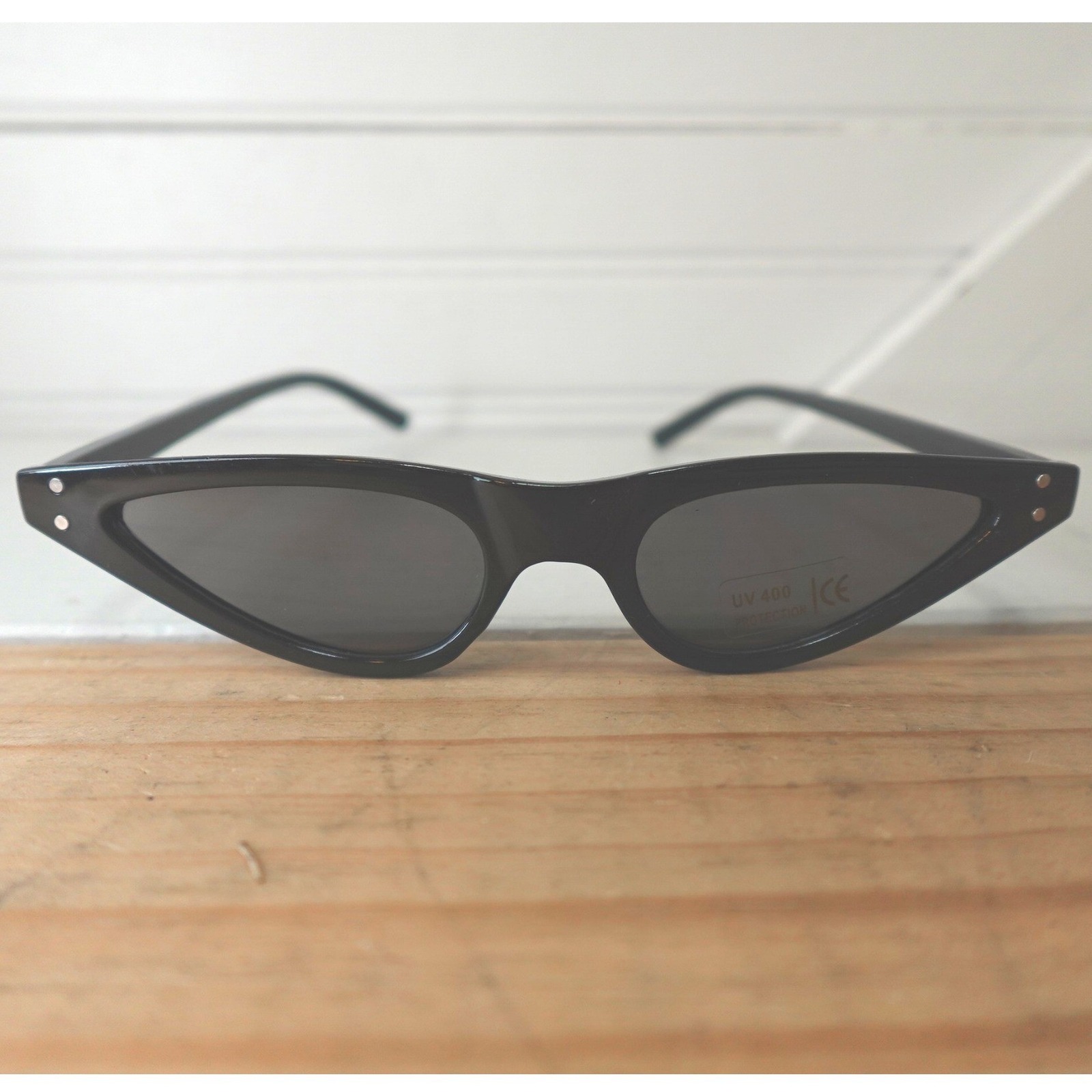 New Bad Bunny 2019 Corona Estereo Beach Cat-Eye Sunglasses Black Frames Uv400